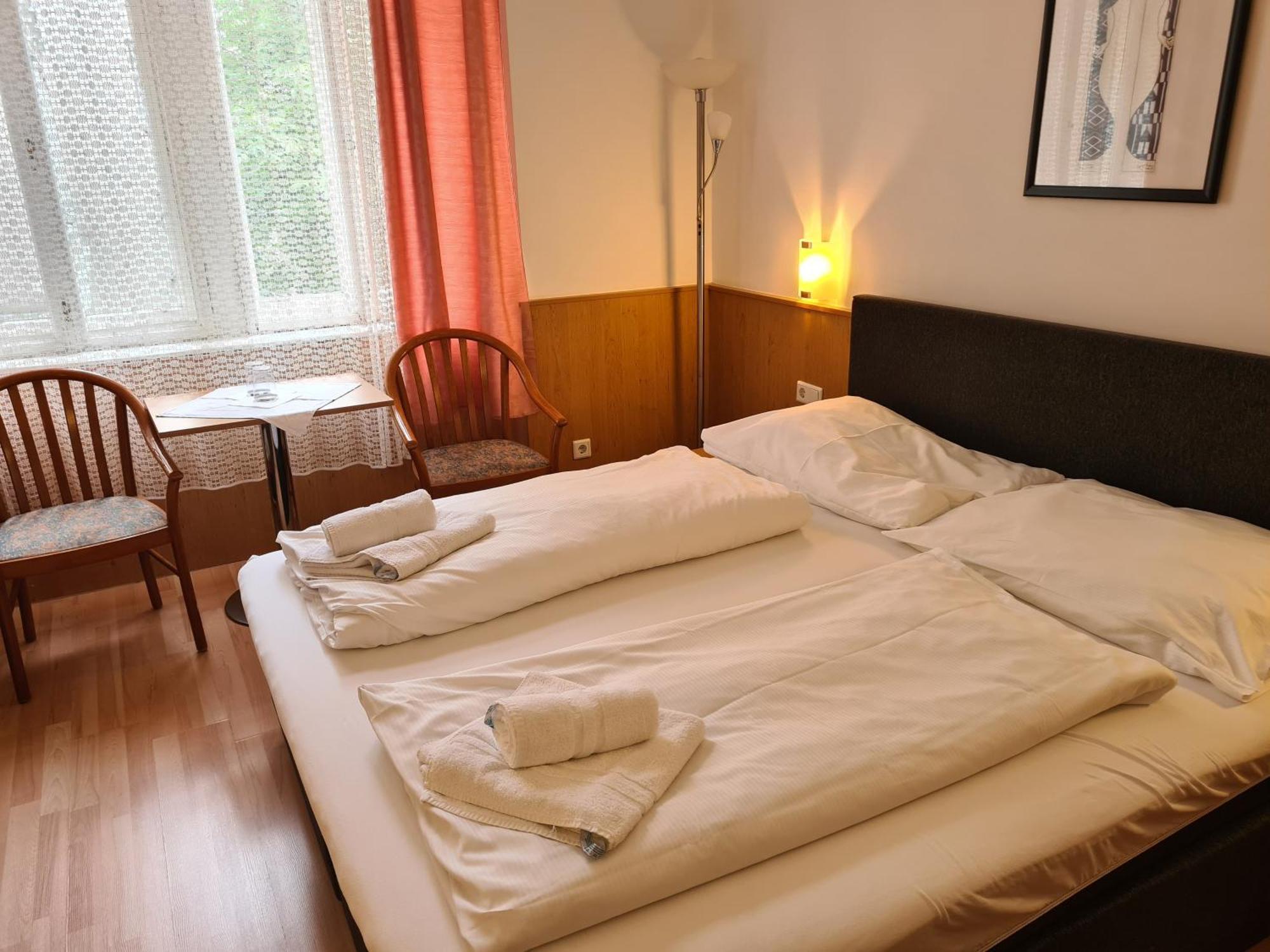 Pension Ani-Falstaff Vídeň Exteriér fotografie